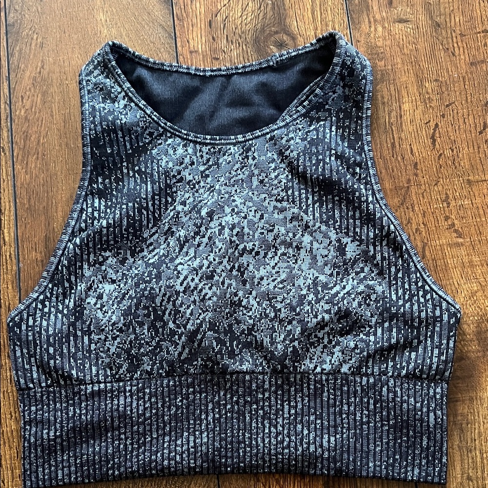 Lululemon Crop To - Picture 1 of 5